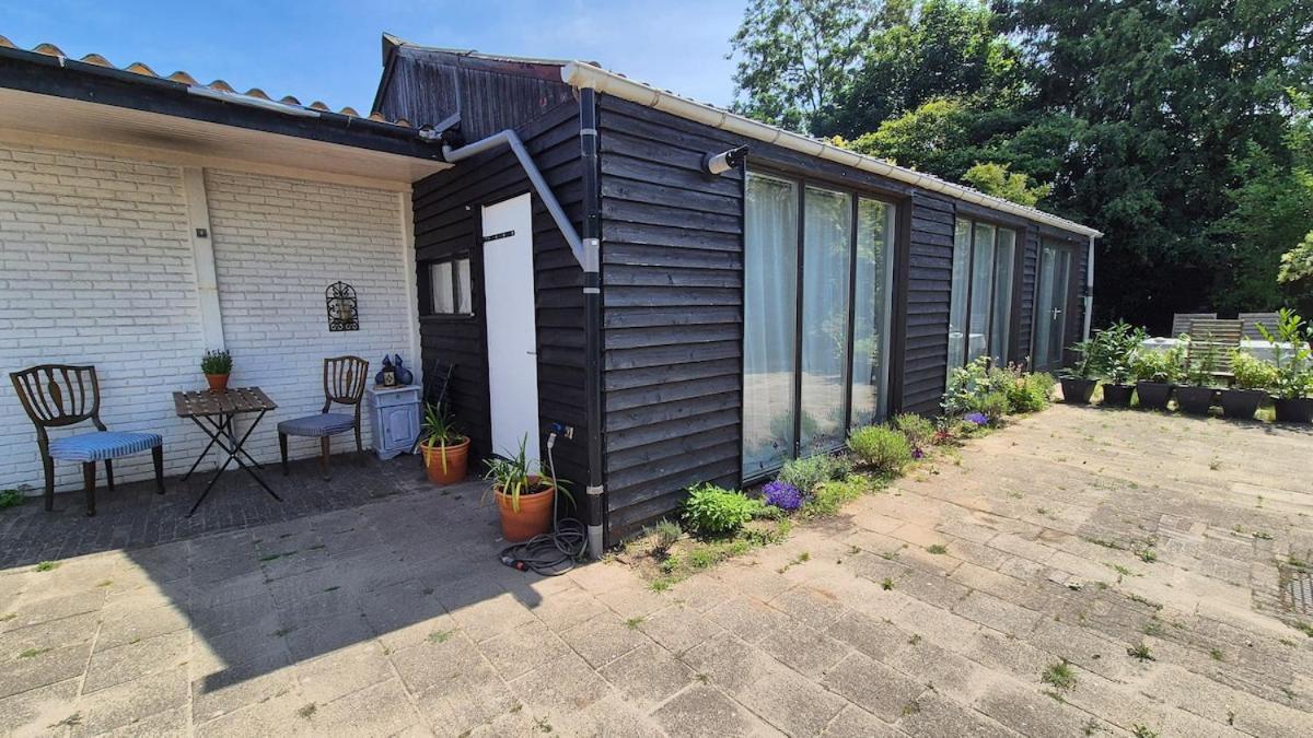 Garden Apartment *